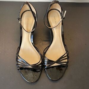 Ann Taylor Black Patent Leather Wedge Twisted Front Straps Heels. Size 7.5. D650